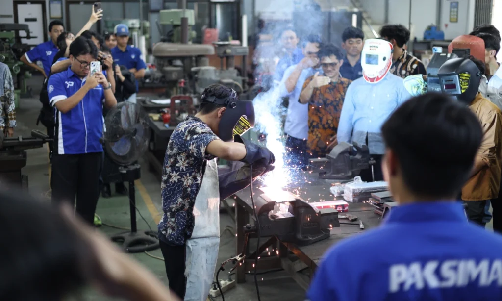 Workshop Welding dan Demonstrasi Pengelasan SMAW